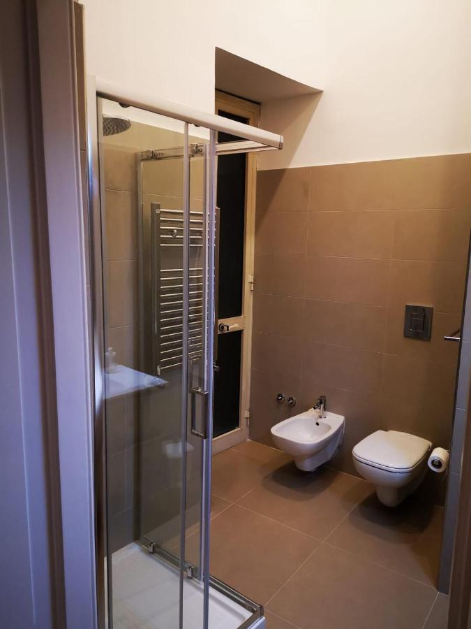 Casa Cupiello Via Chiaia - Casa Vacanze Ad Uso Esclusivo Napoli Bagian luar foto